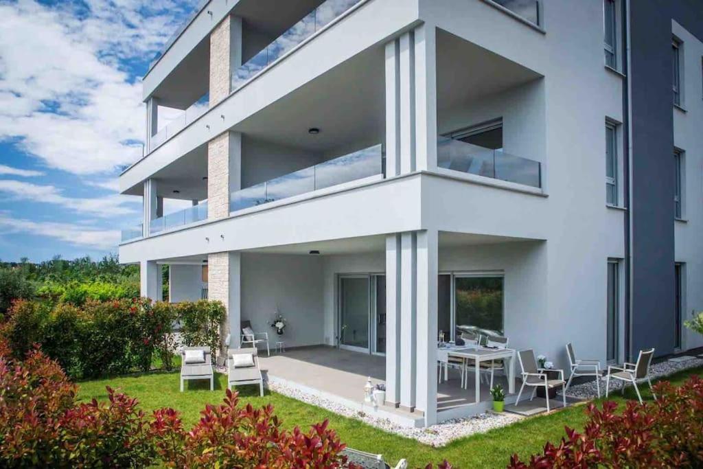 Apartment Capo D'Oro Rovinj Exterior photo